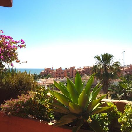 Bahia Beach Apartments Estepona Ruang foto