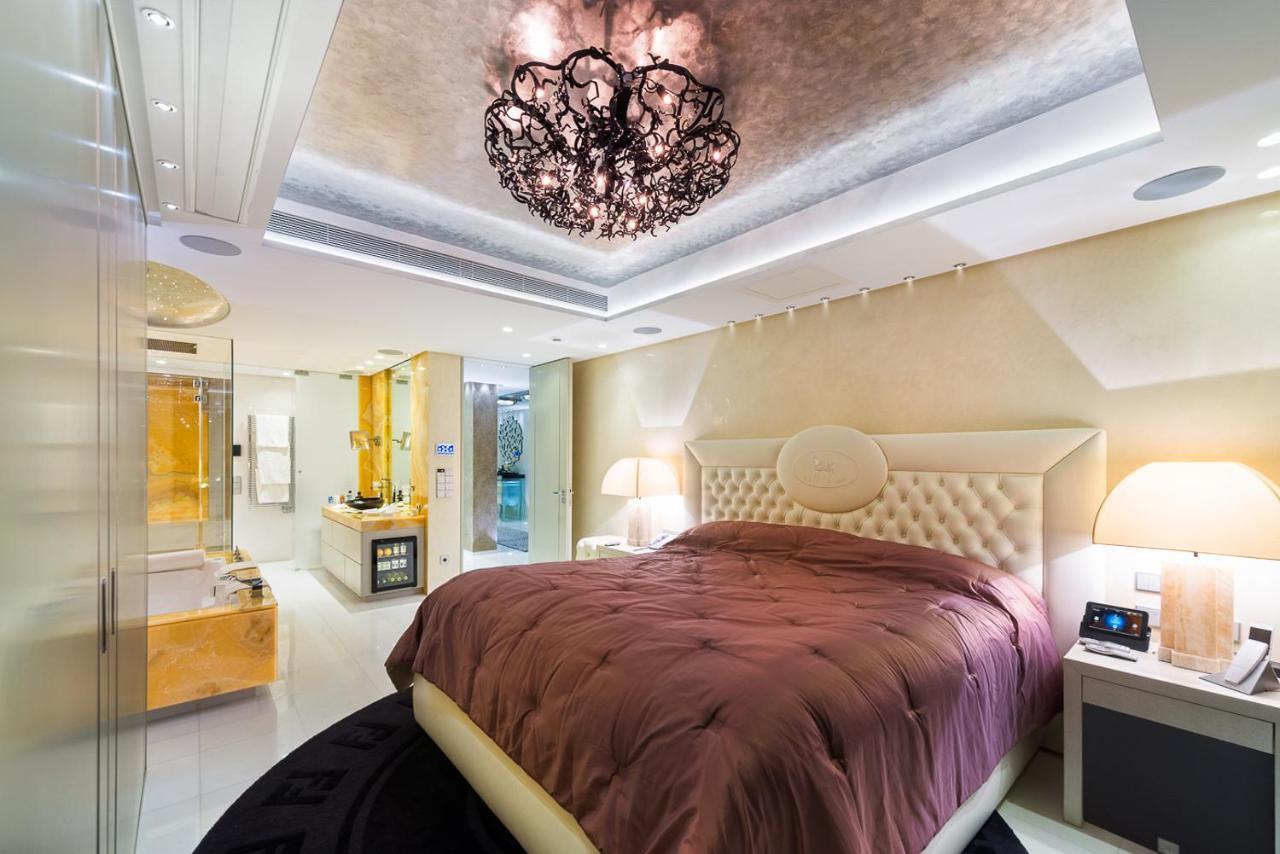 Bahia Beach Apartments Estepona Bagian luar foto